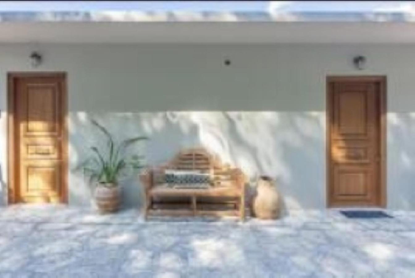 Villa Mantilari Wine Estate 7 Apartments 2 Private Pools 1 Heated Tennis Court Fitness Center أرتشانيس المظهر الخارجي الصورة